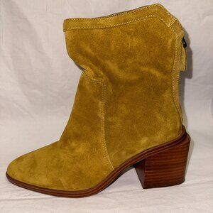 Vince Camuto Kortimy Water-Repellent Suede Mid-Shaft Boots - Moss - Size 6.5